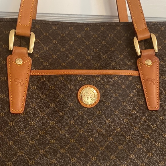 Rioni Italian Leather Bag - Picture 2 of 16